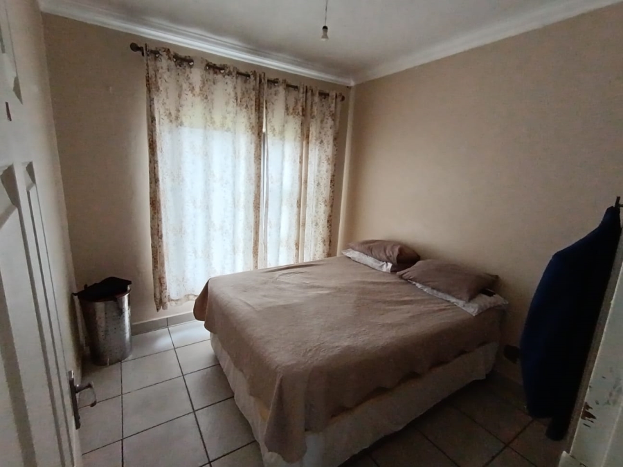4 Bedroom Property for Sale in Geelhoutpark North West